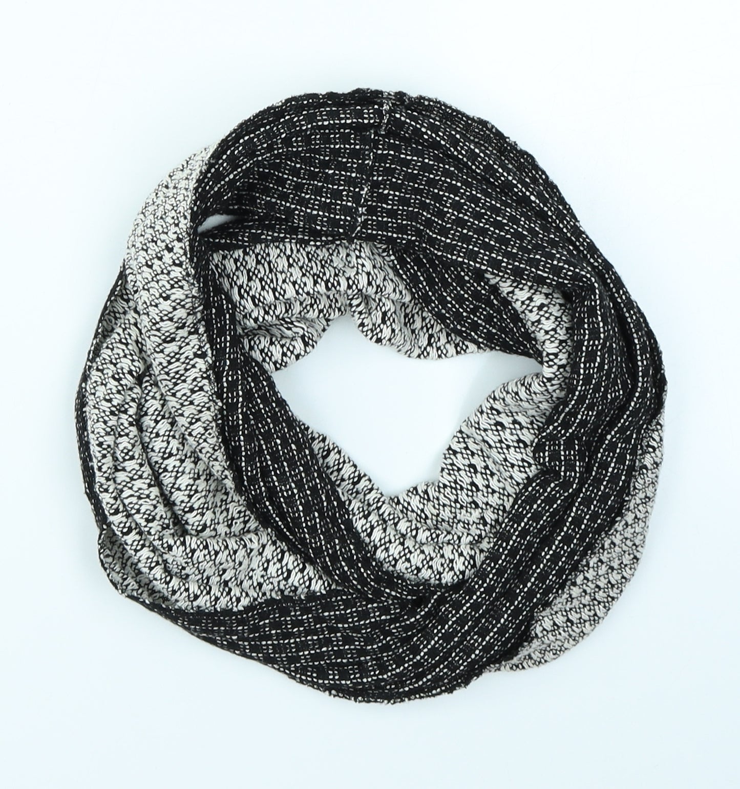 Preworn Womens Black Striped Scarf