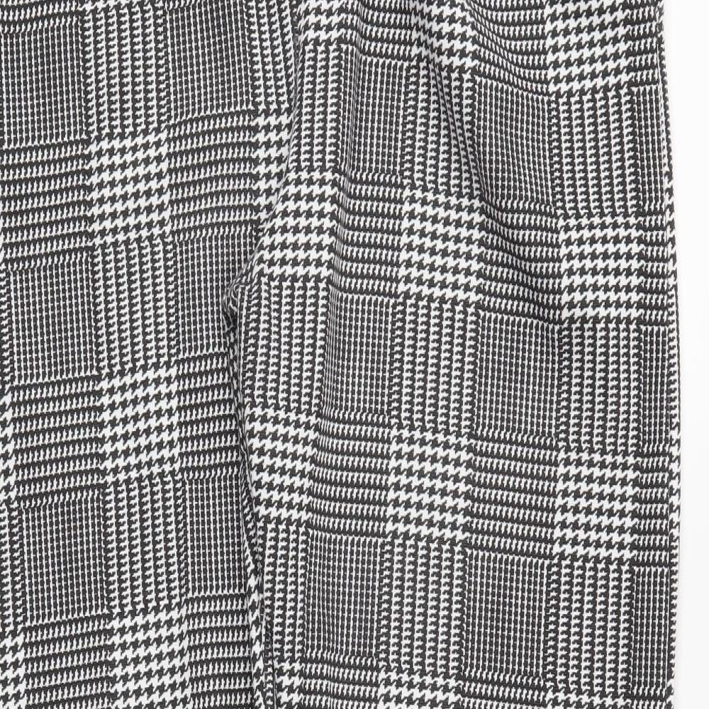 Preworn Womens Black Plaid Trousers Size M L22 in