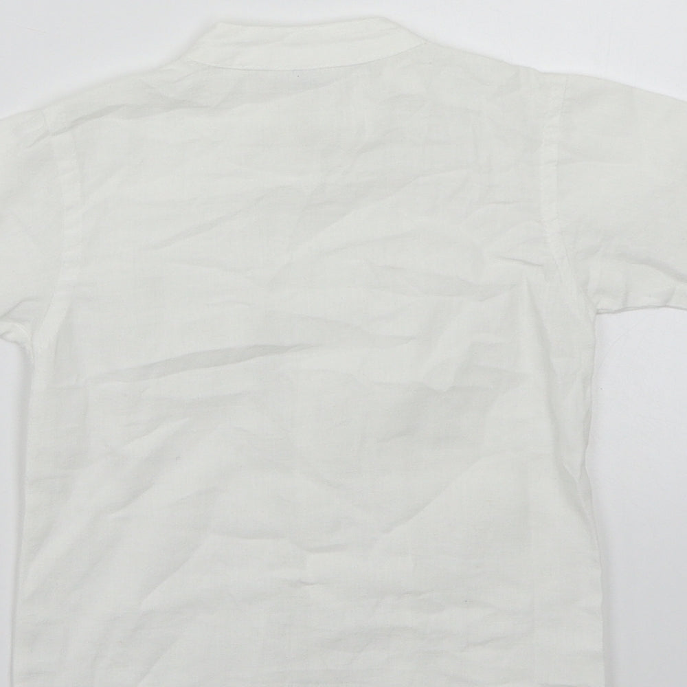 Preworn Boys White Rayon Basic Button-Up Size 4 Years