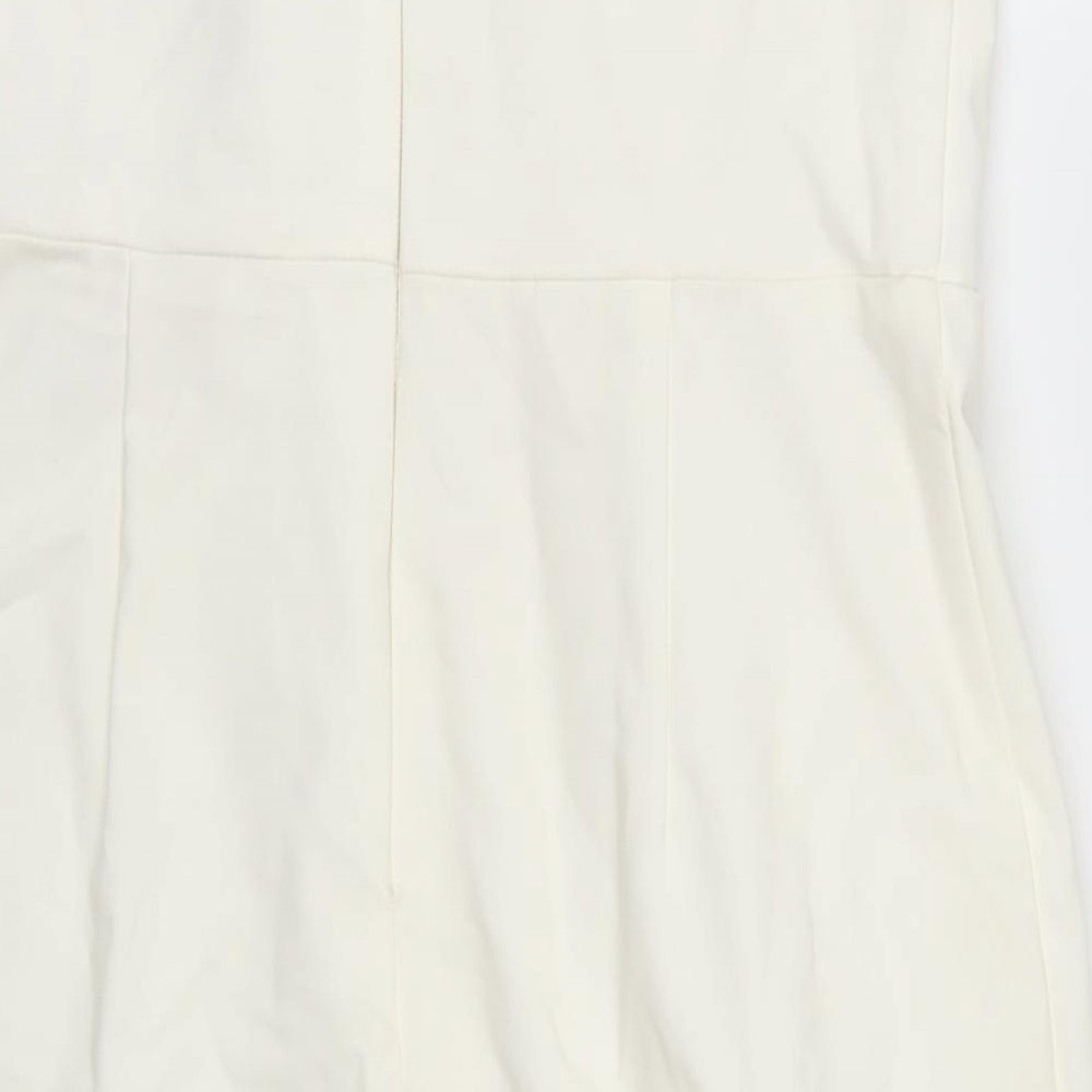 Preworn Womens White Mini Size 12