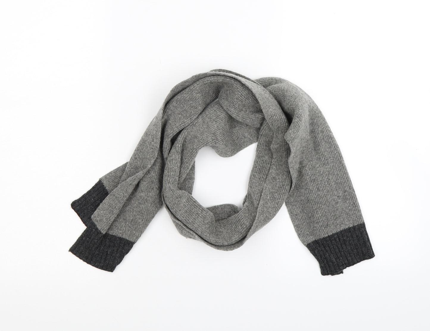 Preworn Unisex Grey Knit Scarf