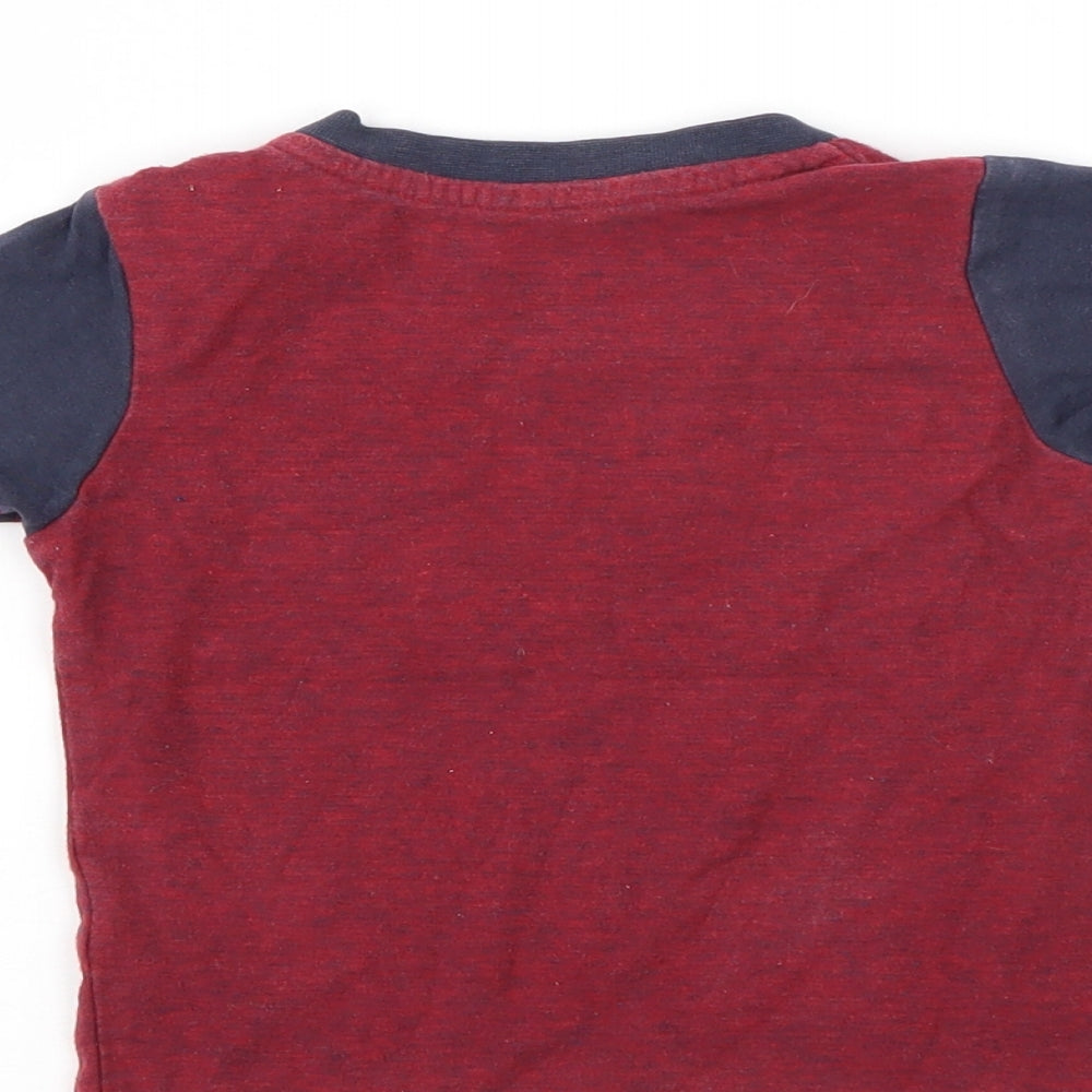 Preworn Boys Multicoloured Basic T-Shirt Size 6-9 Months