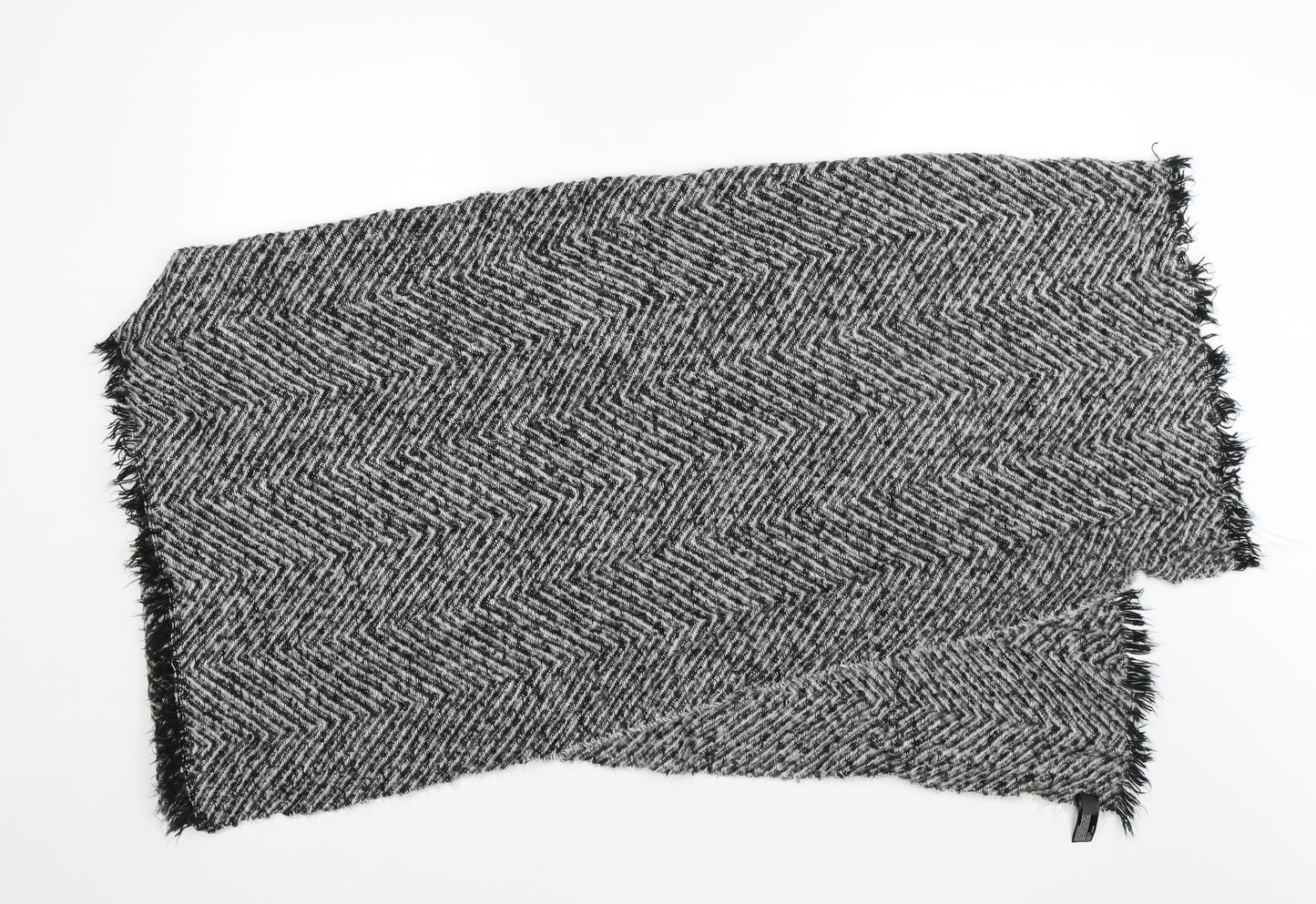 Express Unisex Black Geometric Shawl/Wrap