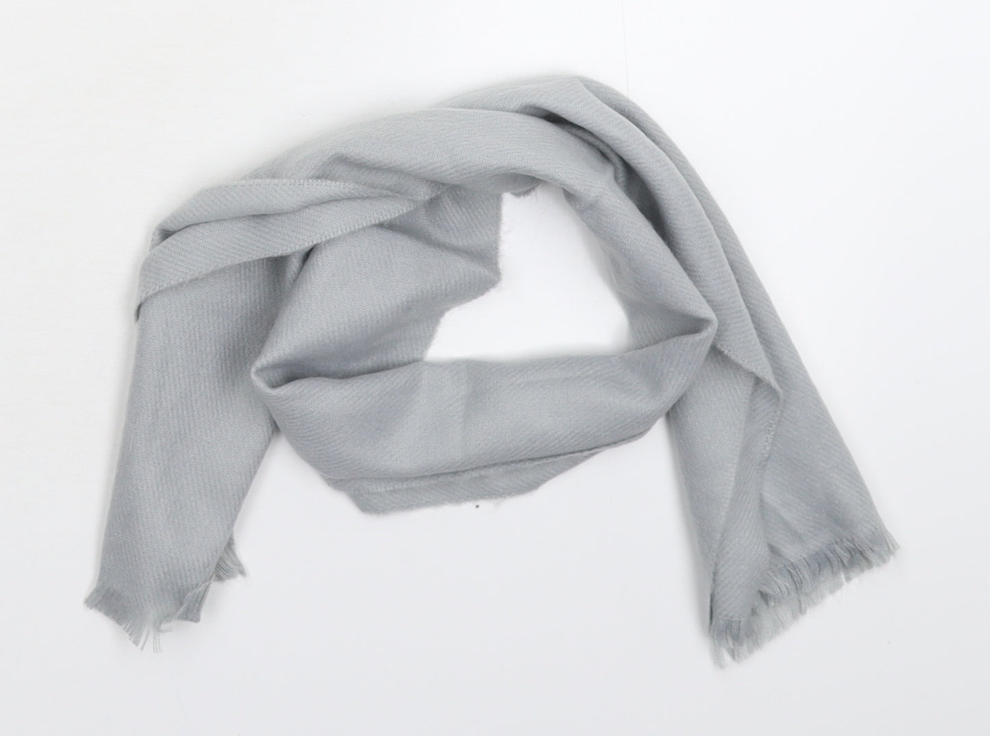 Preworn Womens Grey Knit Scarf
