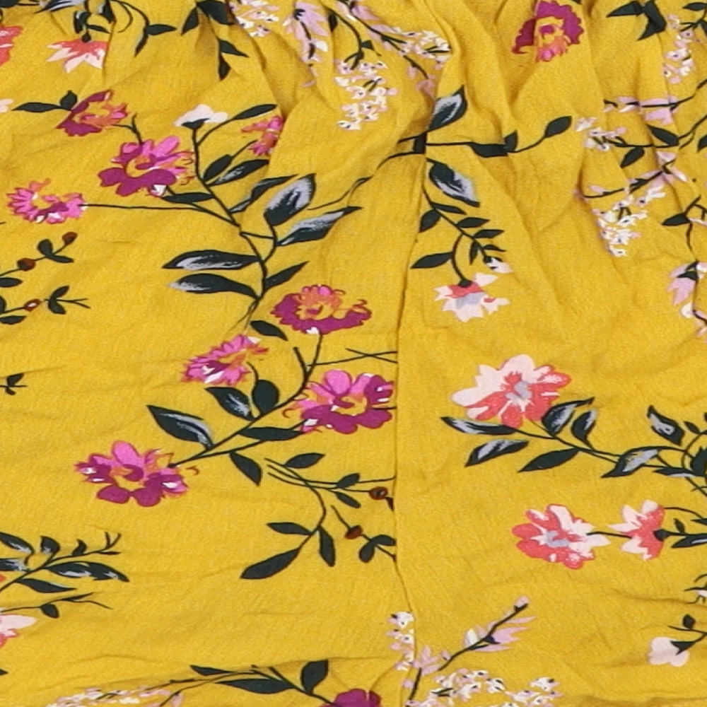 Preworn Womens Yellow Floral Hot Pants Shorts Size M