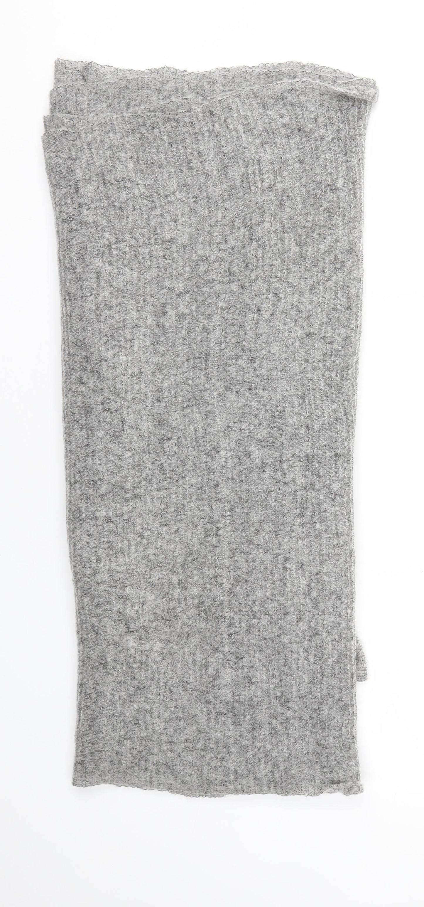 Preworn Womens Grey Scarf