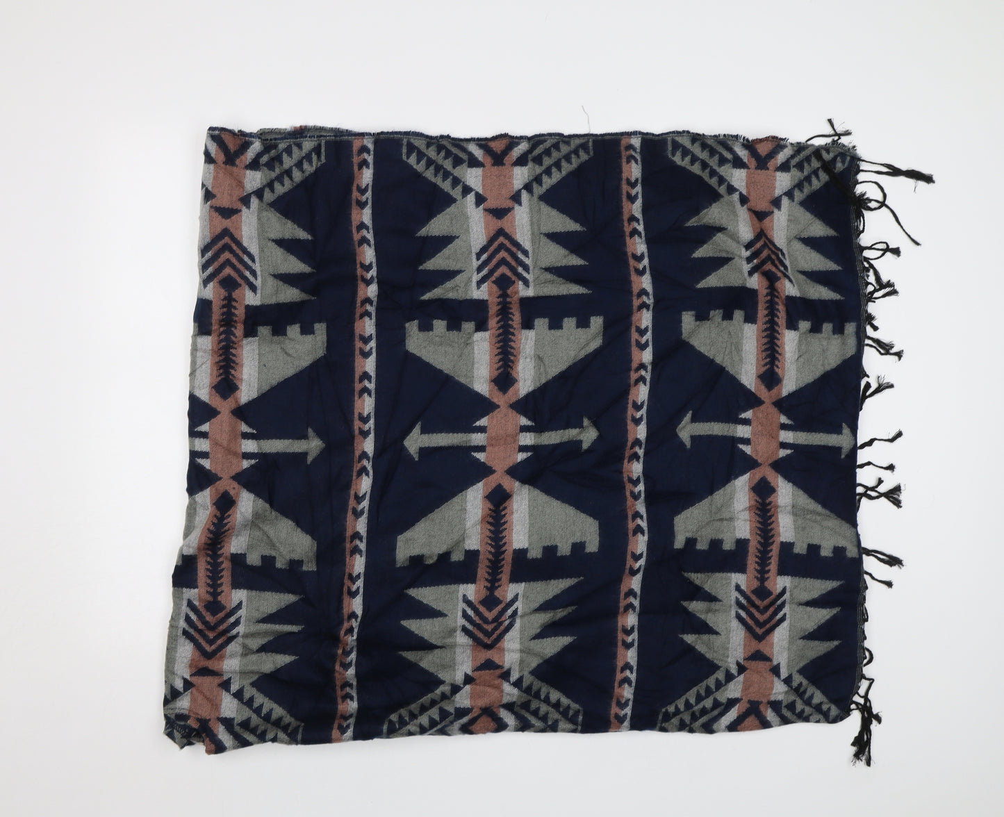 Preqworn Womens Blue Geometric Shawl/Wrap