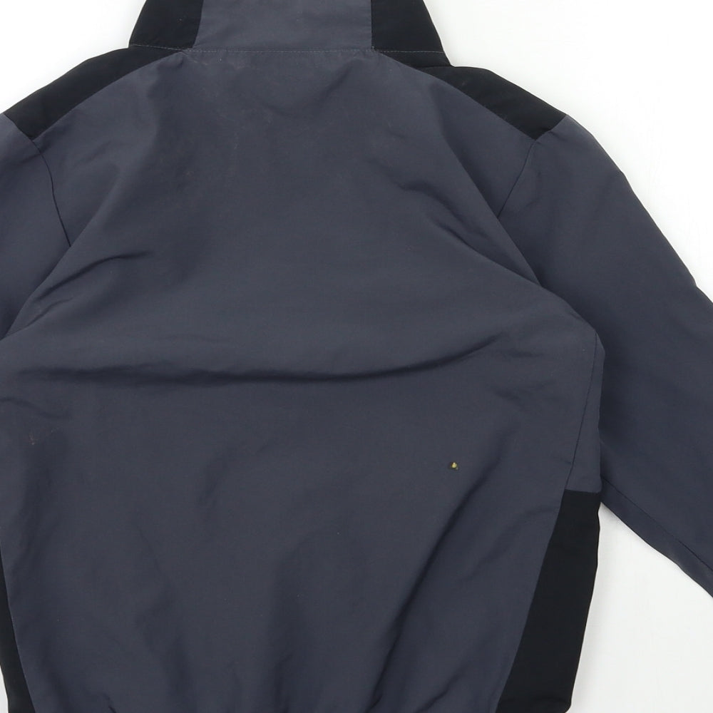 Umbro Boys Green Jacket Size 11-12 Years