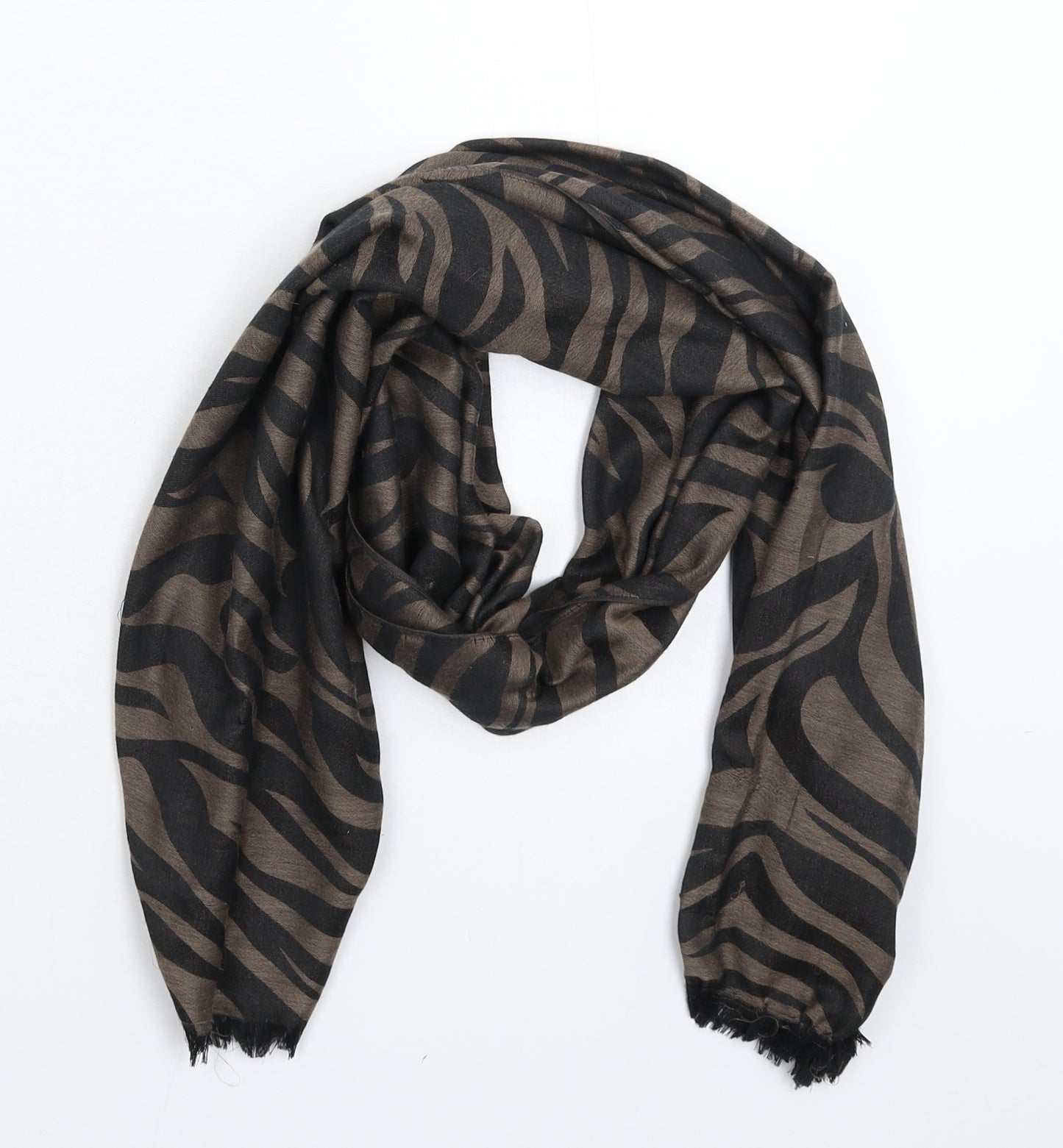 Preworn Womens Grey Knit Scarf