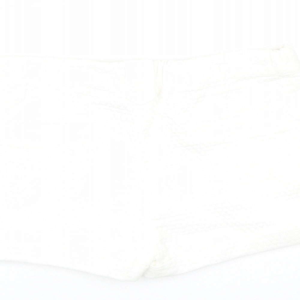 Zara Girls White Argyle/Diamond Cropped Trousers Size 18-24 Months - Shorts