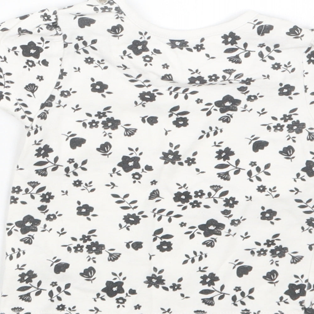 Nutmeg Girls Black Geometric Basic T-Shirt Size 3-6 Months