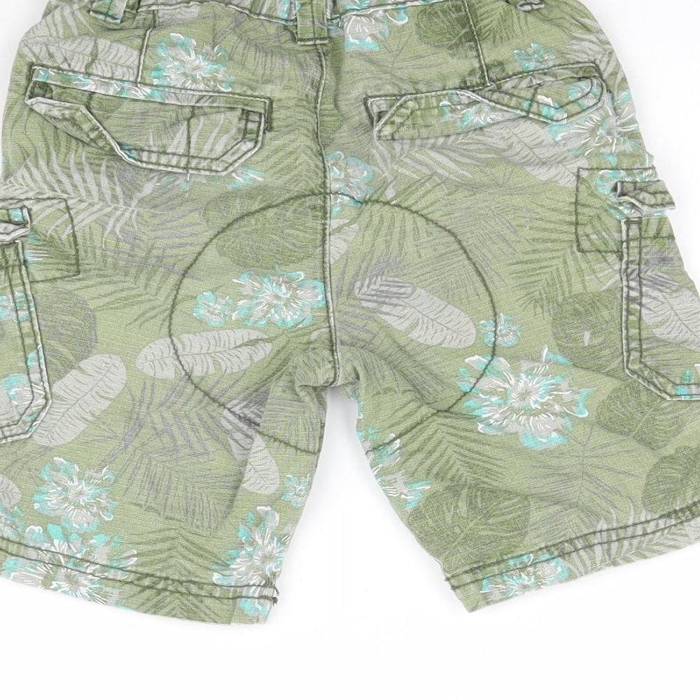 Nutmeg Boys Green Floral Bermuda Shorts Size 5-6 Years