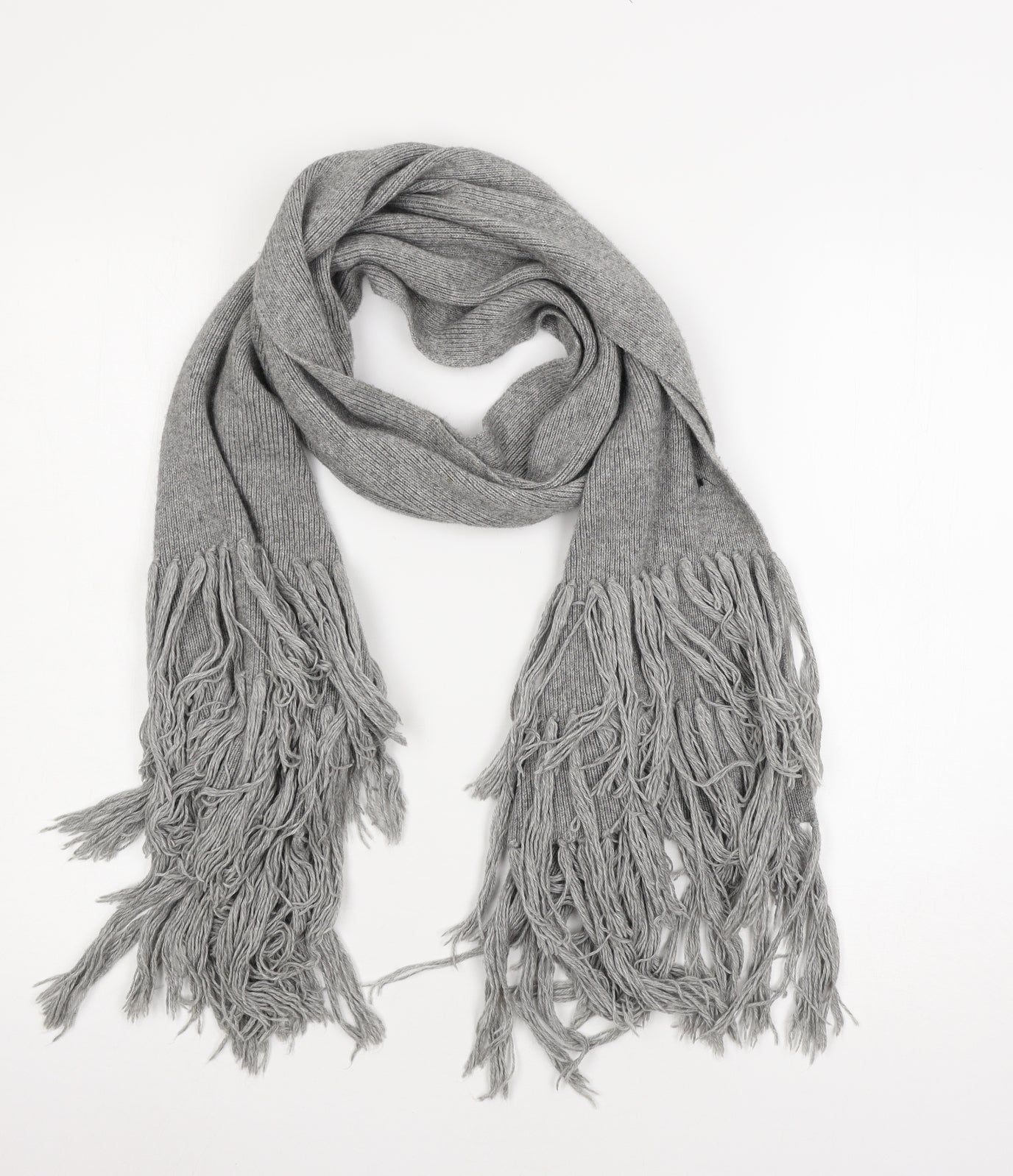 Preworn Womens Grey Knit Scarf