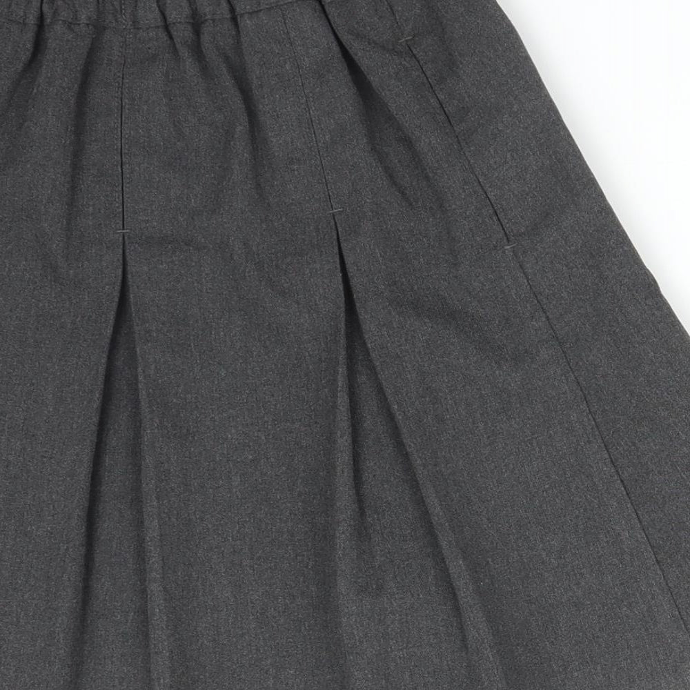 M&S Girls Grey Pleated Set Size 9-10 Years