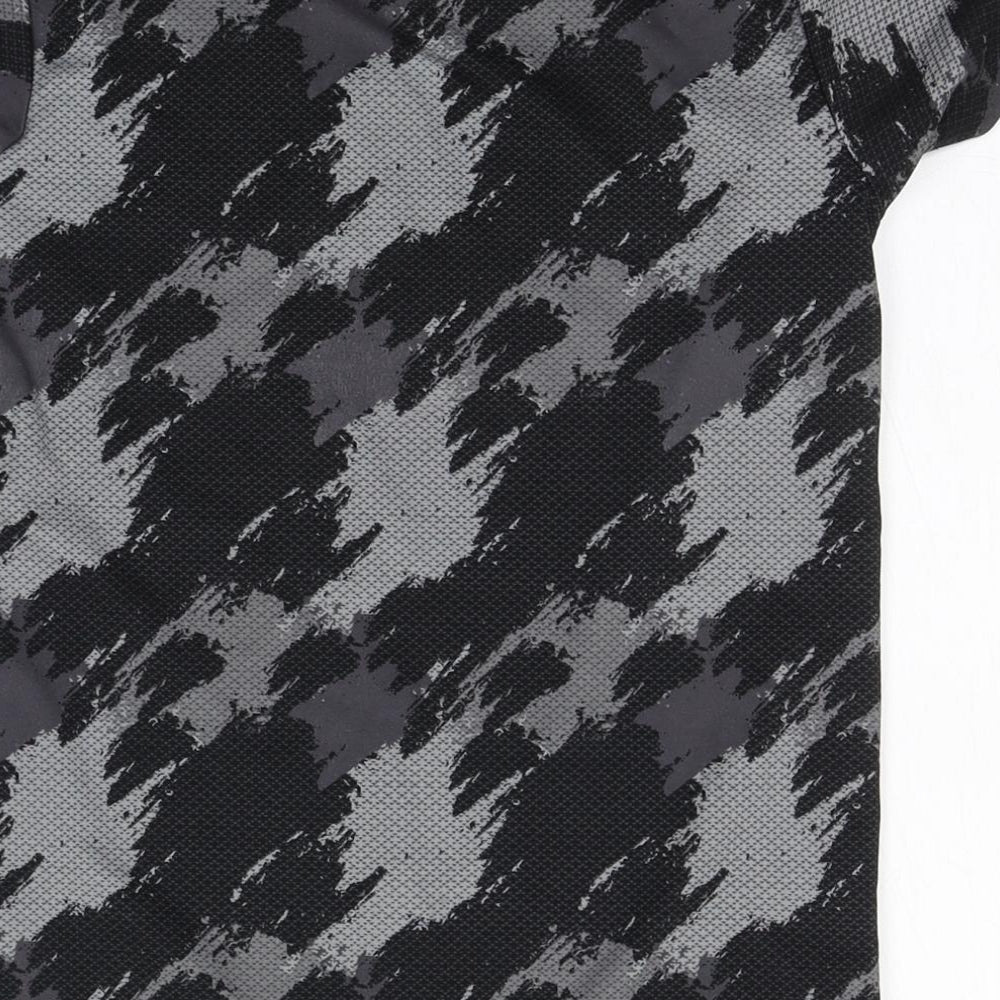 Matalan Boys Grey Camouflage Polyester Basic T-Shirt Size 9 Years Round Neck