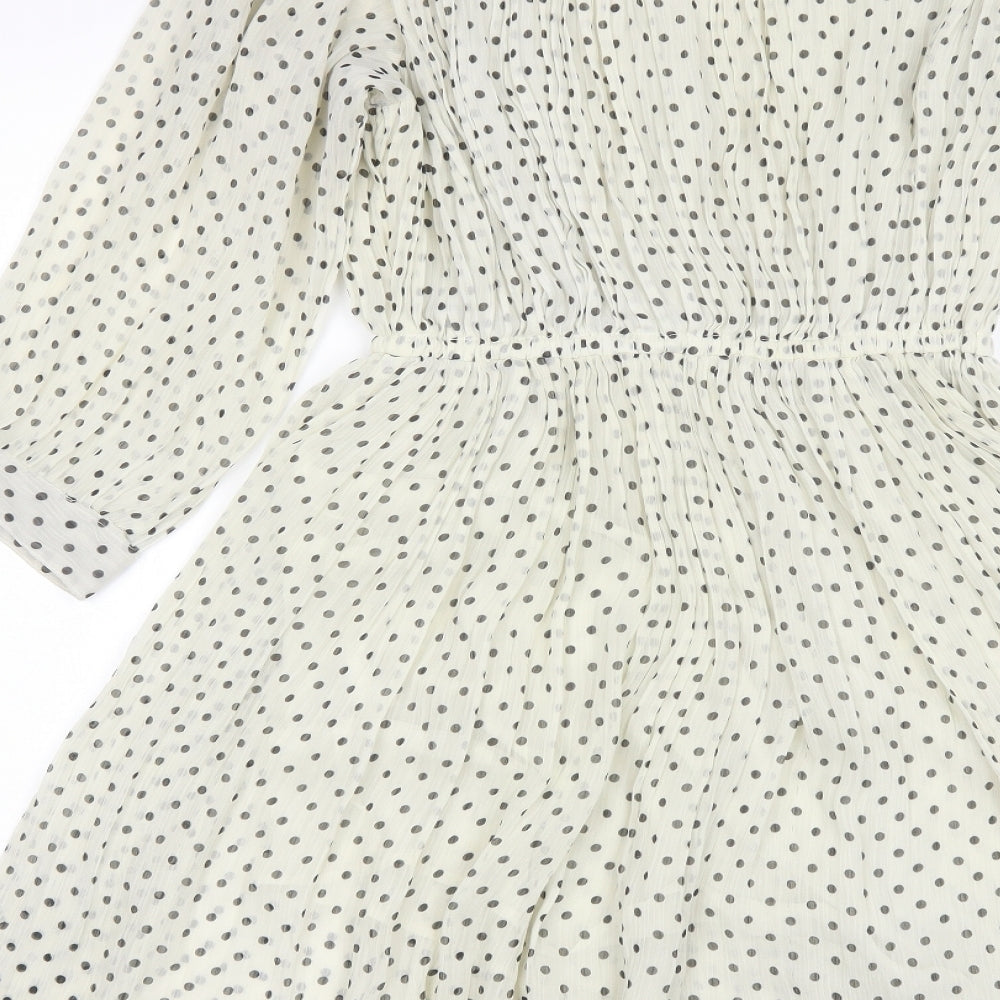 H&M Womens White Polka Dot Polyester Shift Size 6 Round Neck