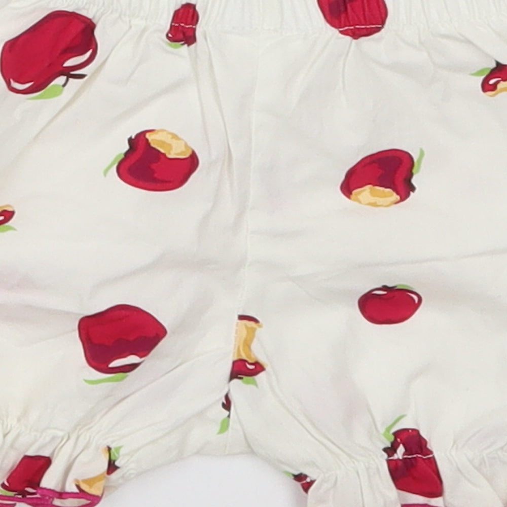 Preworn Girls White Cotton Cropped Trousers Size 6-9 Months - Apples
