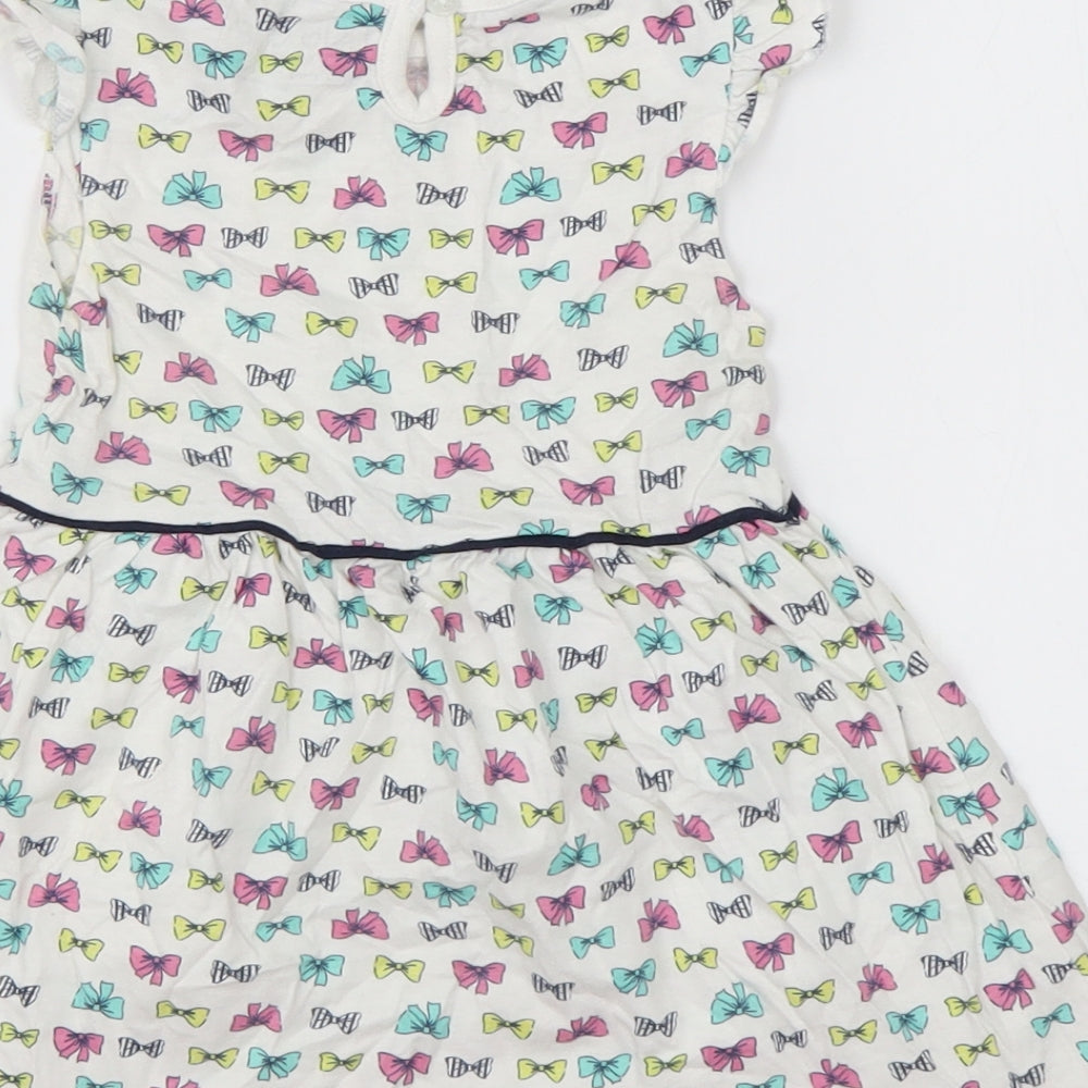 Young Dimension Girls White Geometric Cotton T-Shirt Dress Size 18-24 Months Roll Neck Pullover