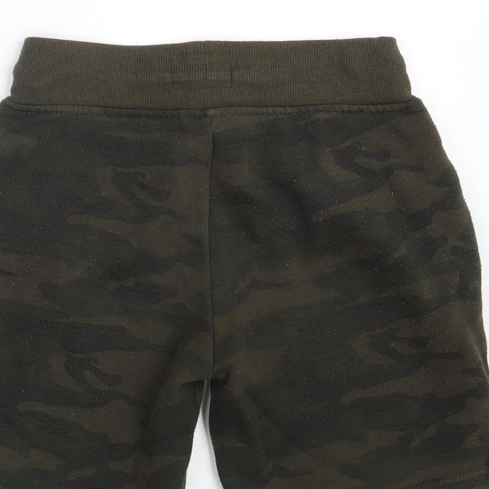 Primark Boys Green Camouflage Polyester Sweat Shorts Size 7-8 Years Regular