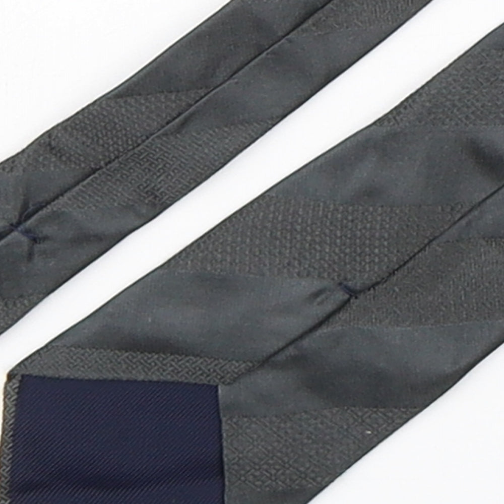 Messori Mens Grey Striped Polyester Pointed Tie One Size