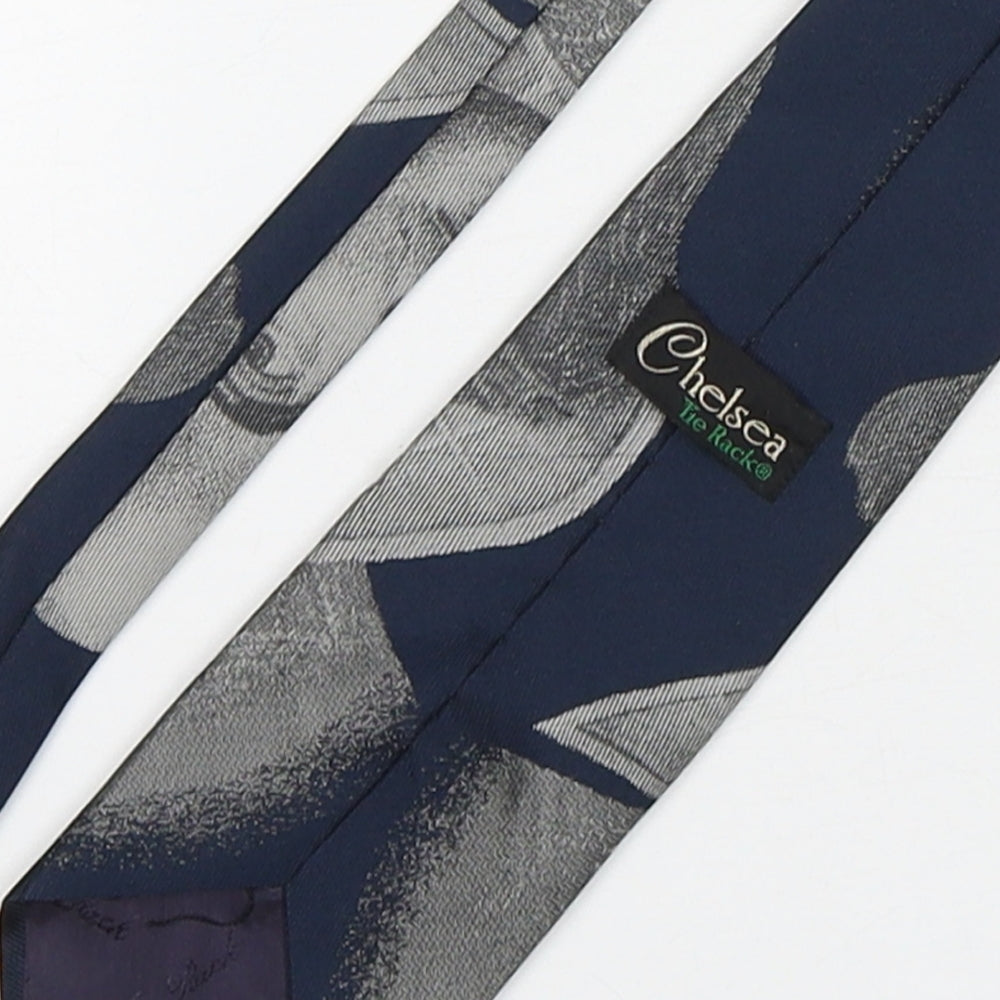 Chelsea Mens Blue Polyester Pointed Tie One Size - William Shakespeare