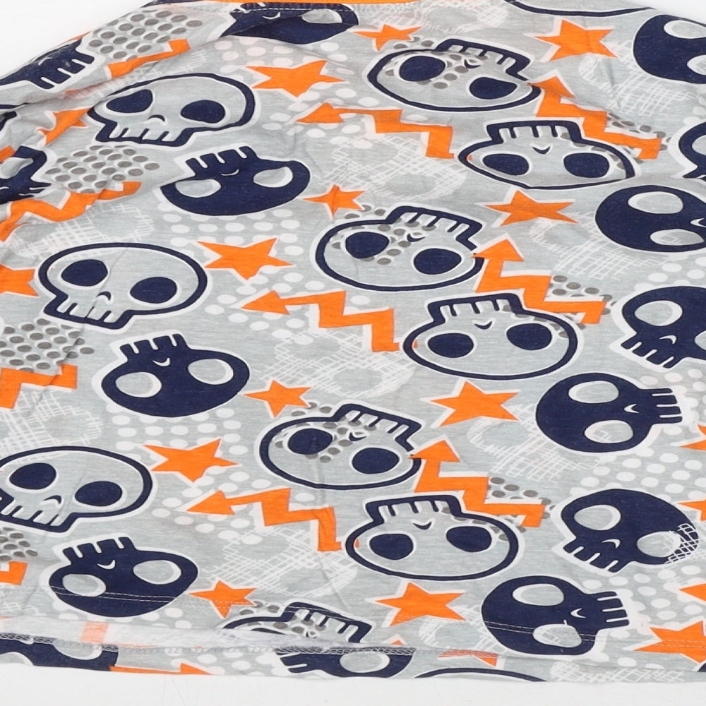 Preworn Boys Grey Geometric Cotton Pullover T-Shirt Size 8-9 Years Crew Neck - Skull
