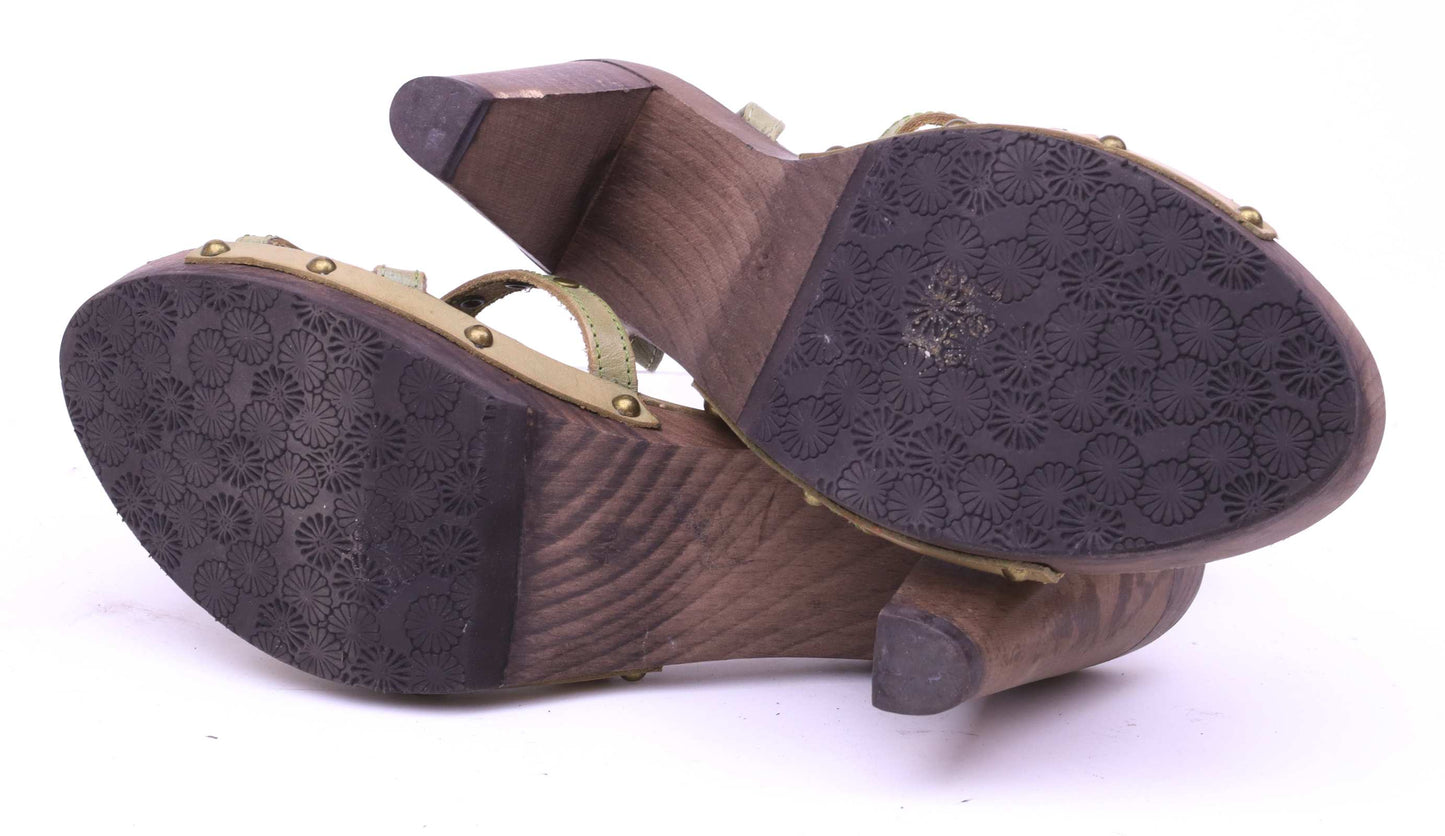 Xika Womens EU Size 40 Green Leather Sandals