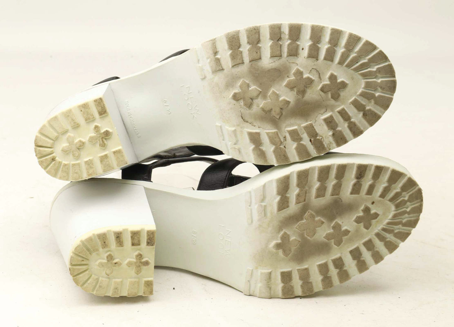 New Look Womens UK Size 6 Black Leather Sandals