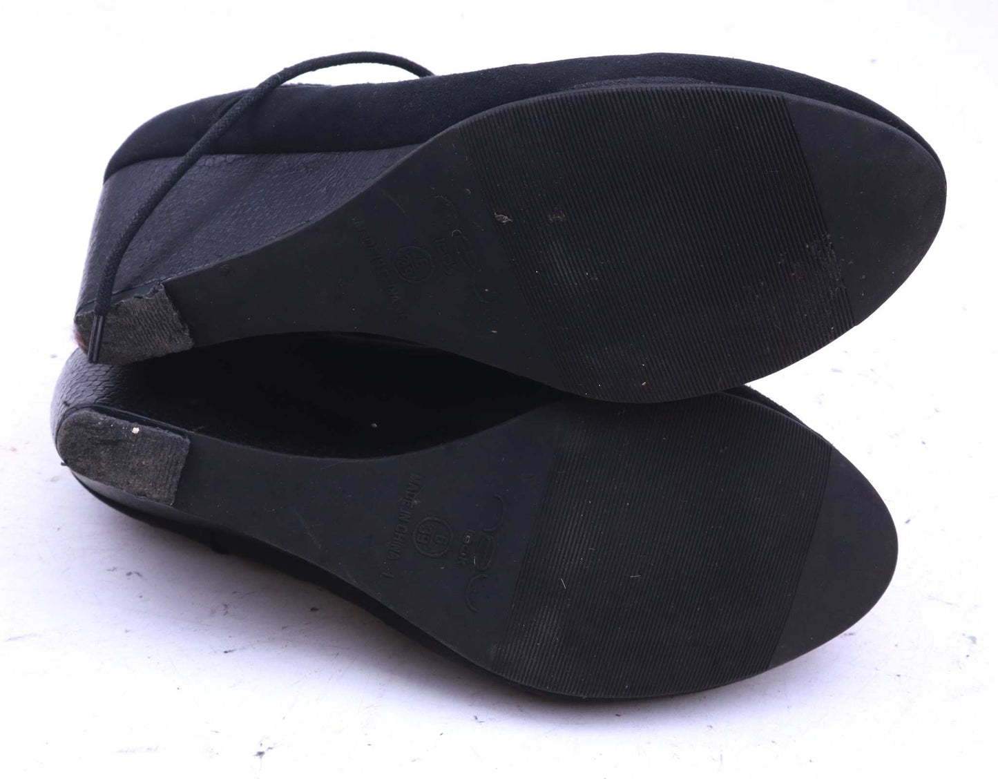 New Look Womens UK Size 6 Black Suede Ankle Boots