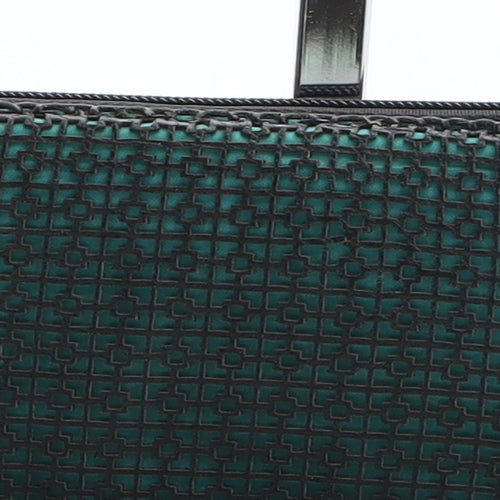 Preworn Womens Green Polyurethane Bow Tie Wallet Size M
