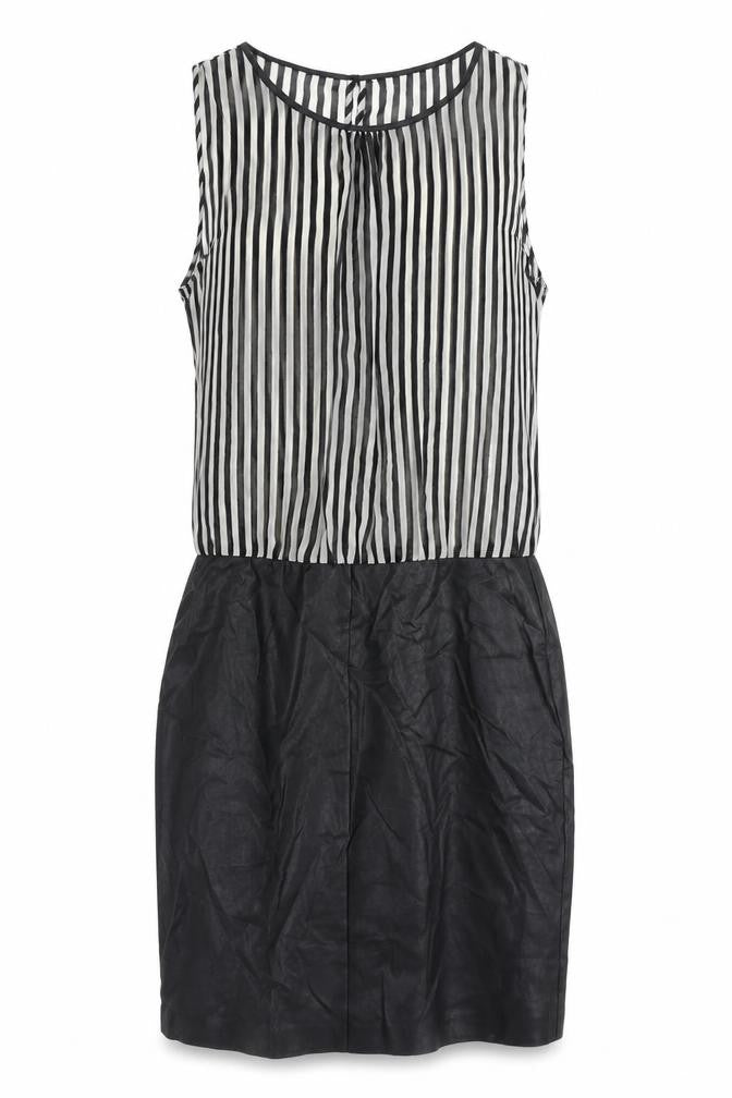 Trafaluc Womens White Striped  A-Line  Size 4