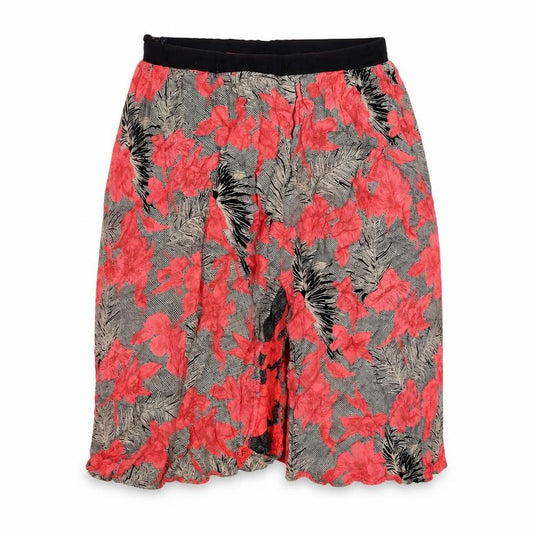 Front view of Topshop women’s pink floral paperbag shorts, size UK 10
