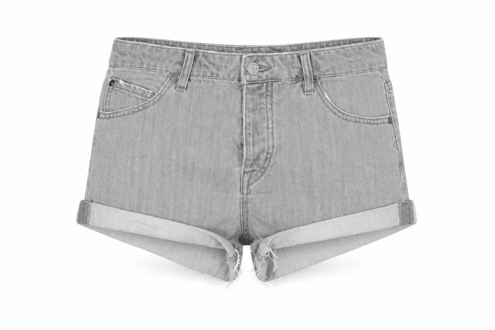 Preworn Womens Grey   Cut-Off Shorts Size 28 in