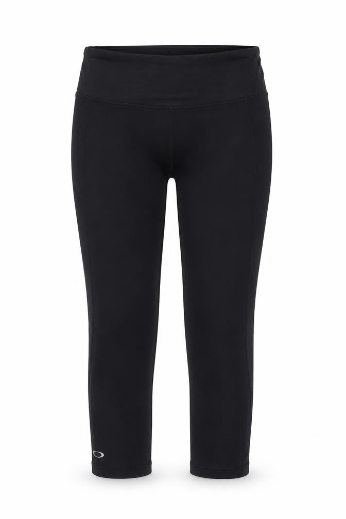 Front view of Oakley women’s black capri leggings, size S, 21-inch leg