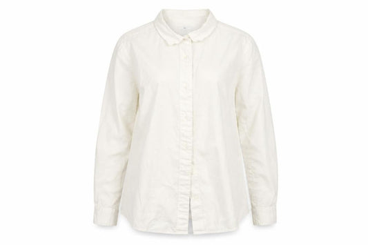 Front view of Gap women’s white basic button-up, size UK 12
