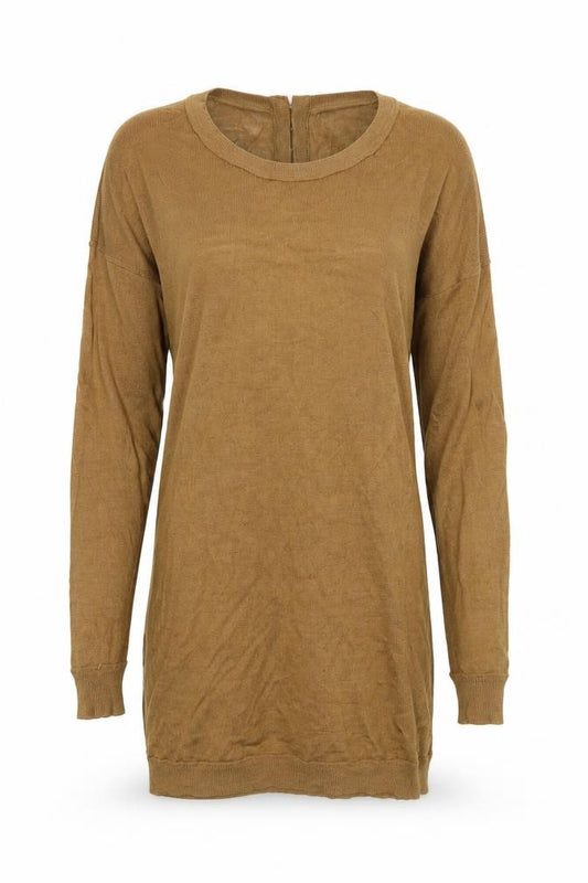 Front view of ASOS women’s brown basic t-shirt, size UK 6