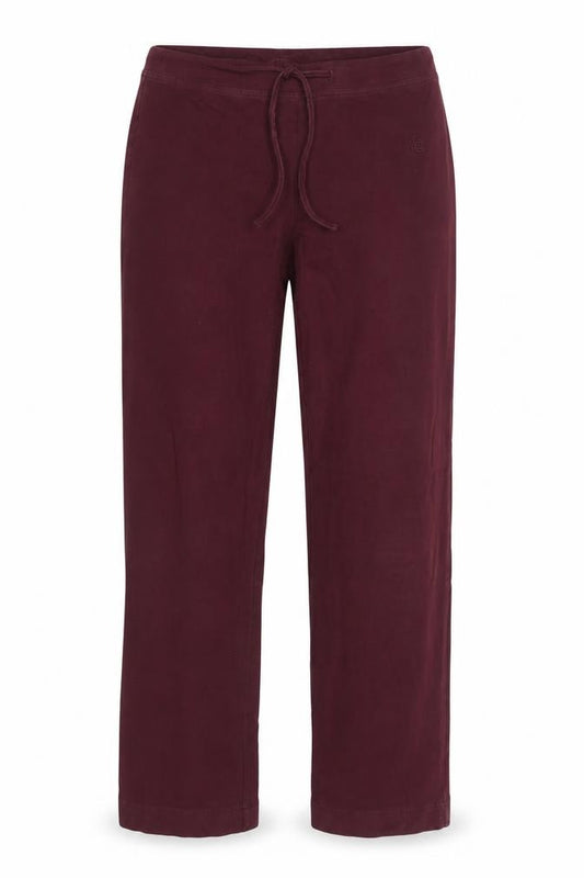 Front view of Jockey women’s purple capri trousers, size M, 31-inch leg