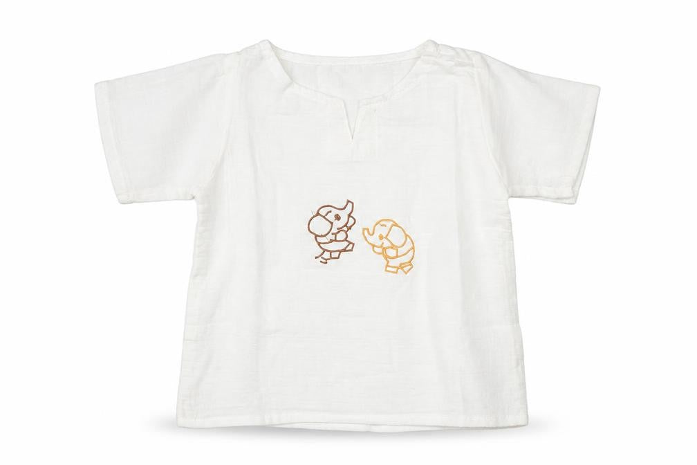 Preworn Baby White   Pullover T-Shirt Size 18-24 Months