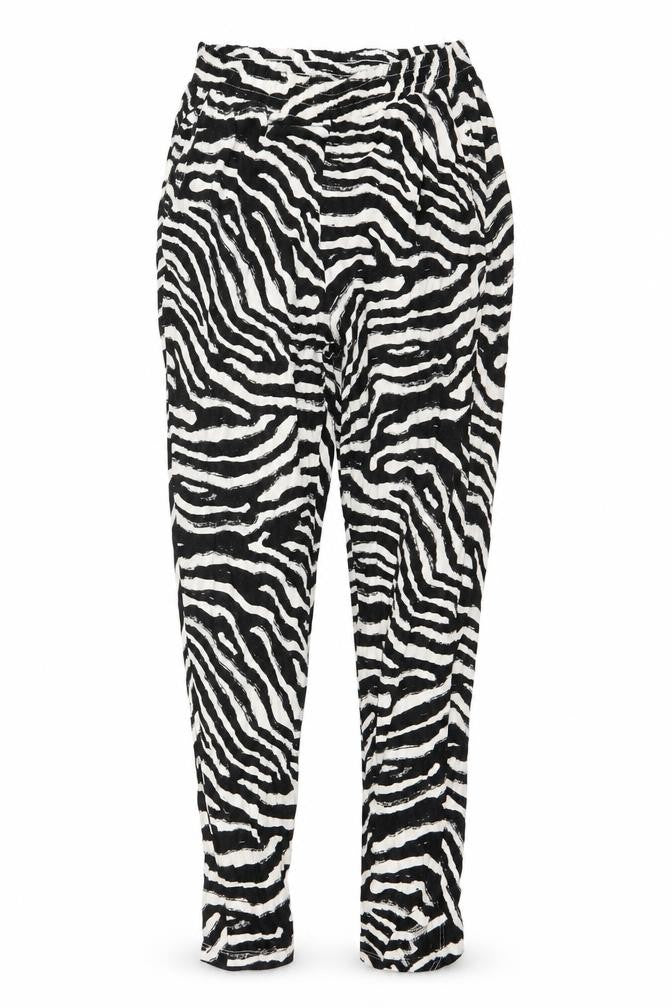 Front view of H&M women’s white trousers, size S, 23-inch leg