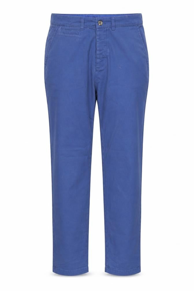 Front view of Divided women’s blue straight jeans, size UK 32, in, 34-inch leg