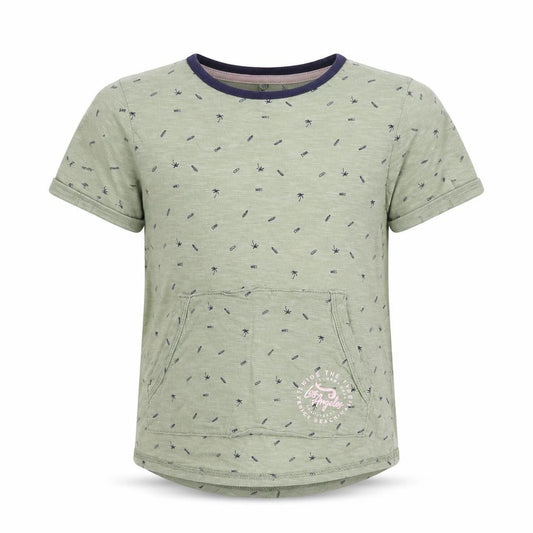 Front view of pre worn boys’ green basic t-shirt, size 5-6, years