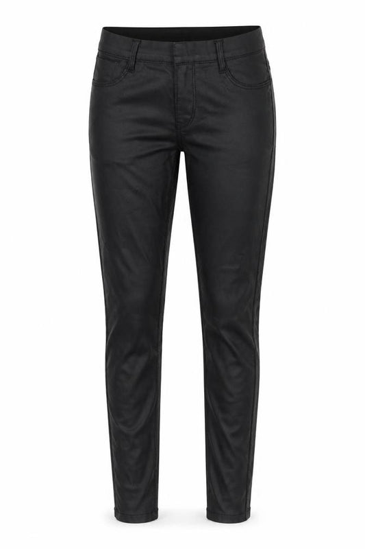 Front view of women’s black mom jeans, size UK 6, 28-inch leg