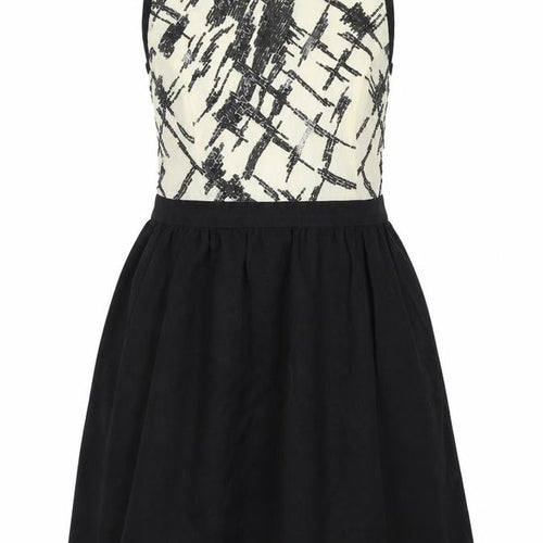 Warehouse Womens Black   Fit & Flare  Size 14