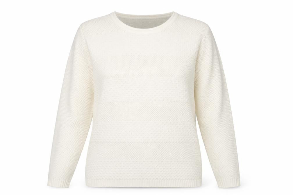 Front view of Isle Essentials women’s ivory jumper, size M