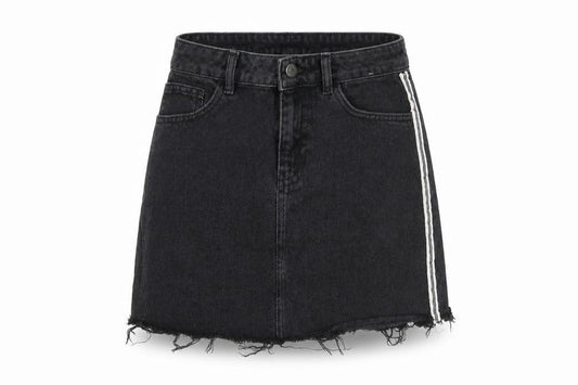 Front view of Denim & Co. women’s black denim a-line skirt, size UK 10