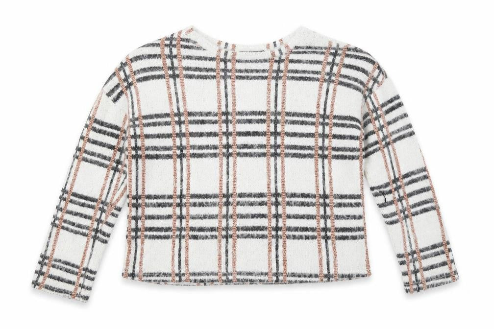 Front view of New Look women’s white jumper, size S