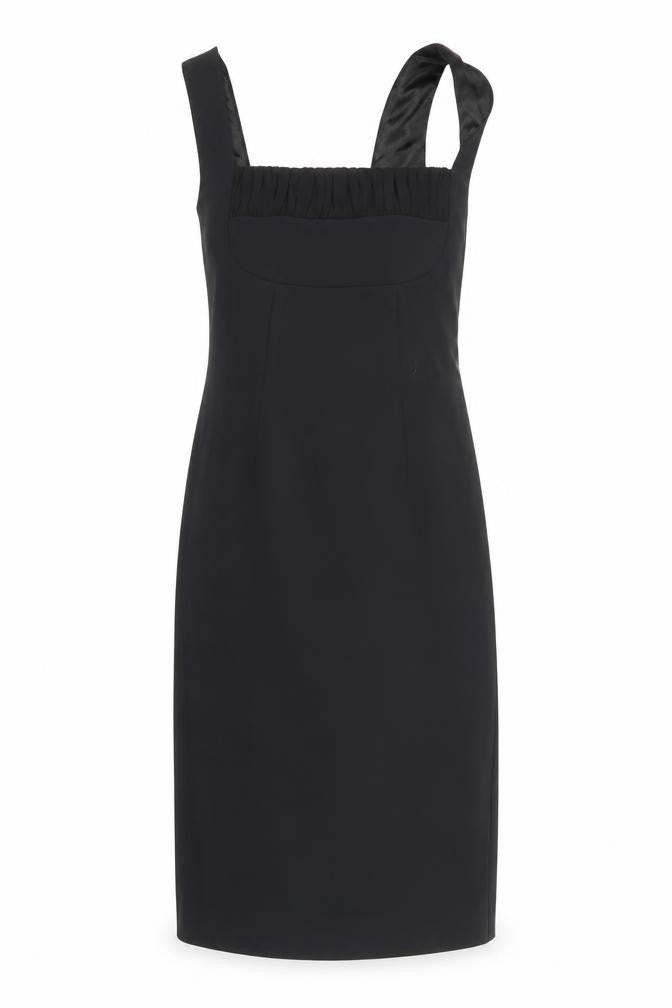 Front view of Teatro women’s black a-line, size UK 8