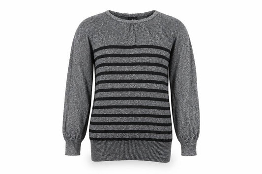 Front view of H&M girls’ jumper, size 10-11, years