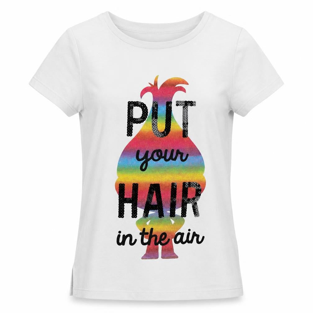 Front view of Dreamworks girls’ white pullover t-shirt, size S