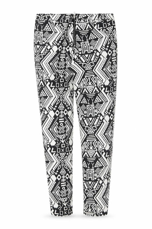 Front view of H&M women’s black trousers, size UK 10, 28-inch leg - belt hoops